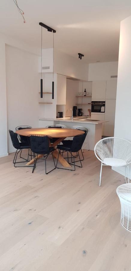 Nieuwbouwappartement Lippenslaan Met 2 Slaapkamers - Wifi - 6 Personen นอคเคอ-เฮสท์ ภายนอก รูปภาพ