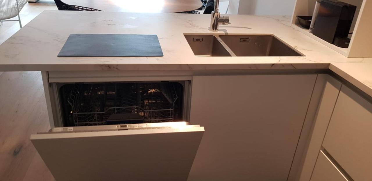 Nieuwbouwappartement Lippenslaan Met 2 Slaapkamers - Wifi - 6 Personen นอคเคอ-เฮสท์ ภายนอก รูปภาพ