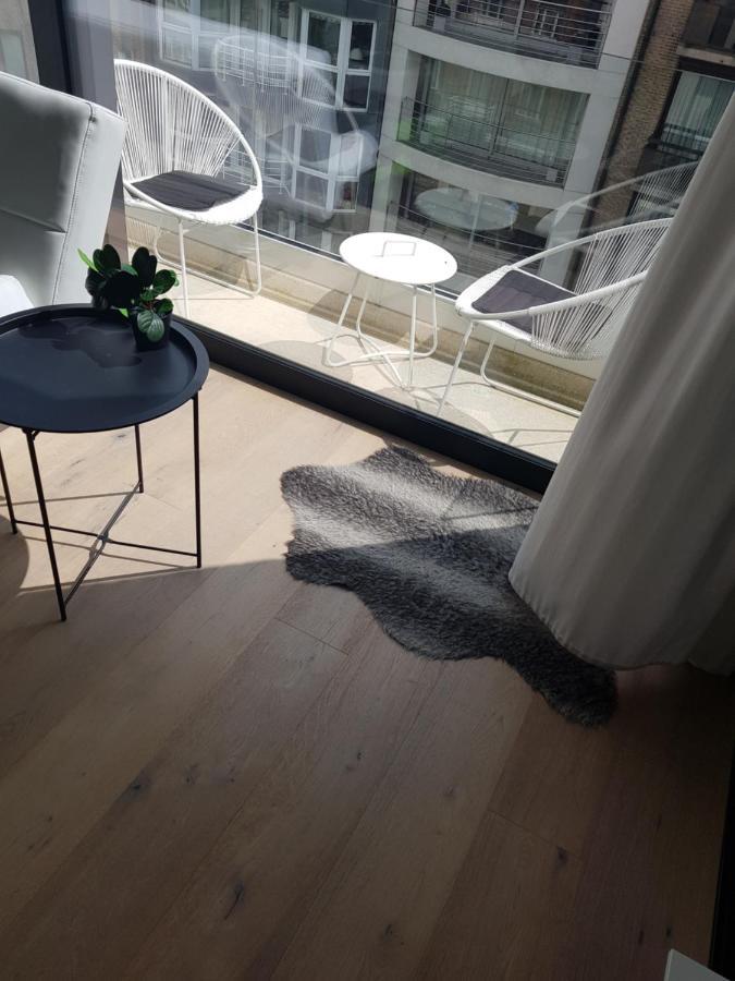 Nieuwbouwappartement Lippenslaan Met 2 Slaapkamers - Wifi - 6 Personen นอคเคอ-เฮสท์ ภายนอก รูปภาพ