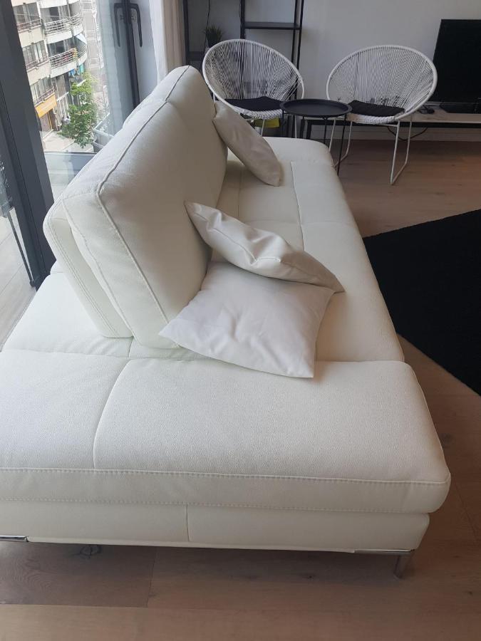 Nieuwbouwappartement Lippenslaan Met 2 Slaapkamers - Wifi - 6 Personen นอคเคอ-เฮสท์ ภายนอก รูปภาพ