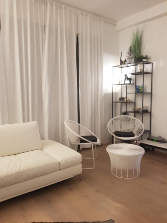 Nieuwbouwappartement Lippenslaan Met 2 Slaapkamers - Wifi - 6 Personen นอคเคอ-เฮสท์ ภายนอก รูปภาพ